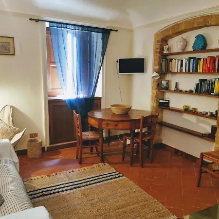 Super Central Charming Apartment